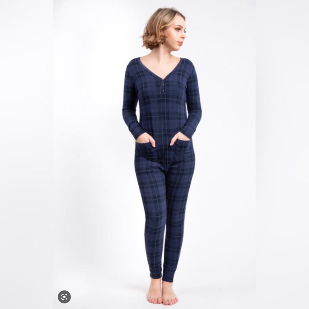 SMASH + TESS - COZY HOLIDAY PRESENT ROMPER - BLUE TARTAN PLAID - SMALL - GUC